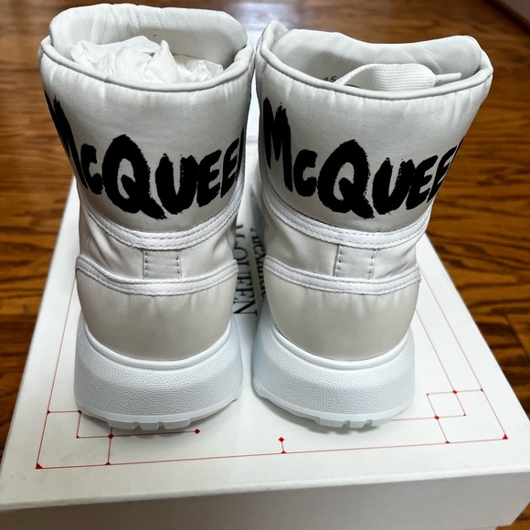 Alexander McQueen Mid-top sneakers in size 41 - Picture 7 of 9